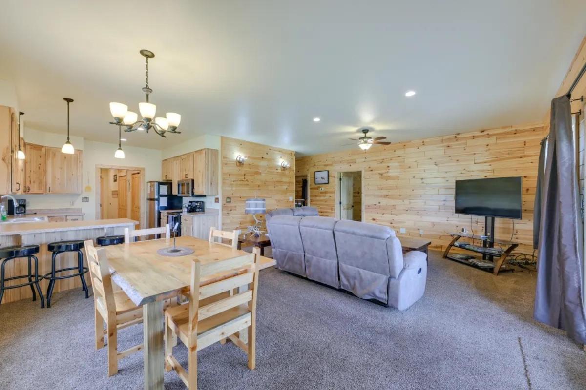 Sportsman Lodge Melrose Mt Бют Екстериор снимка
