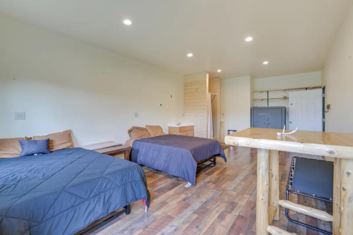 Sportsman Lodge Melrose Mt Бют Екстериор снимка