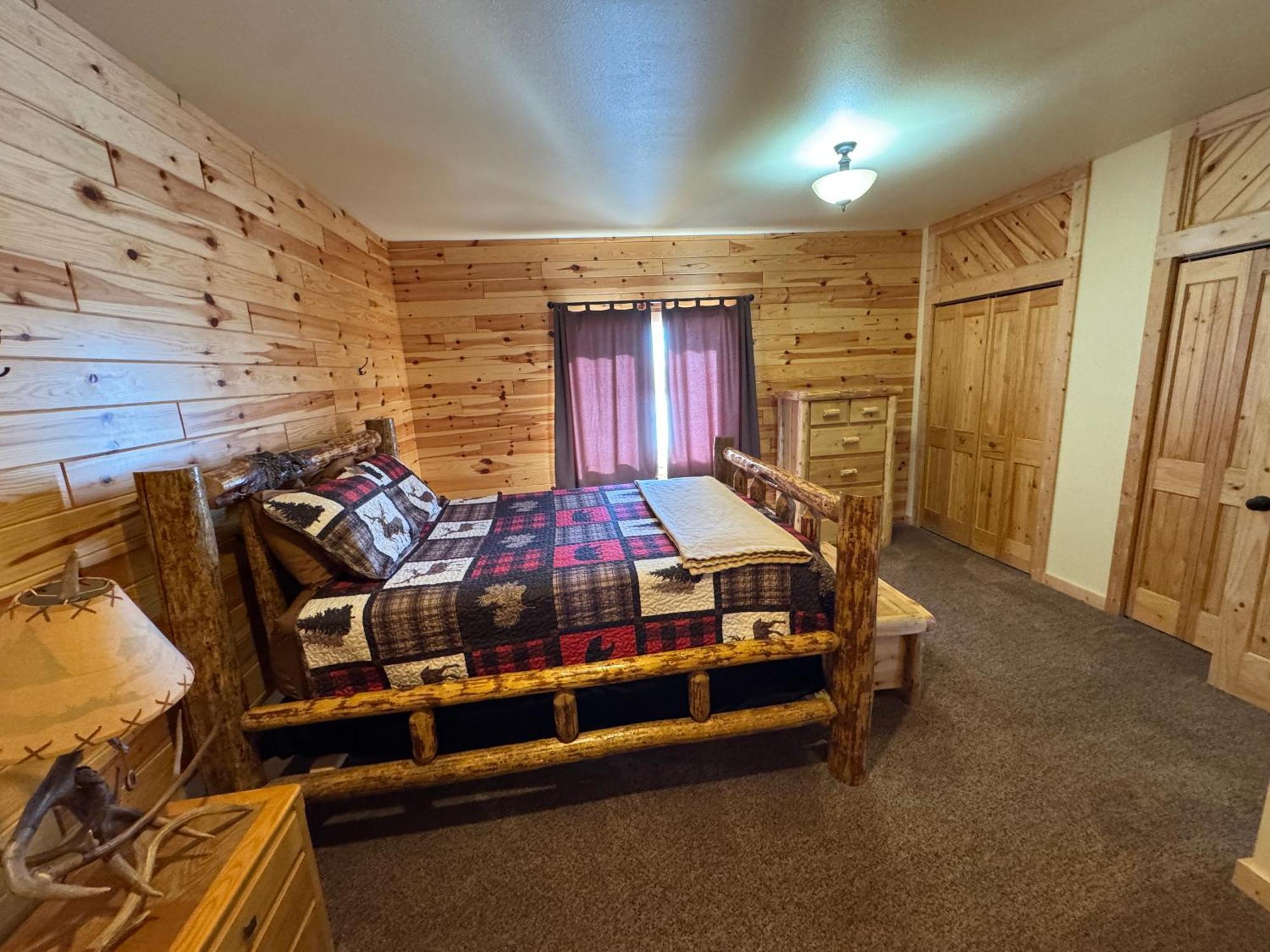 Sportsman Lodge Melrose Mt Бют Екстериор снимка