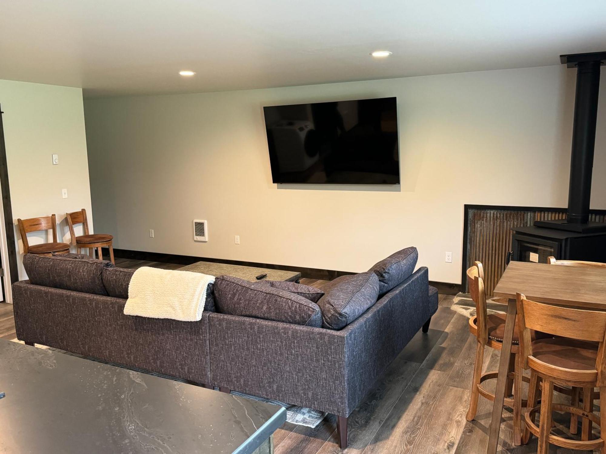 Sportsman Lodge Melrose Mt Бют Екстериор снимка
